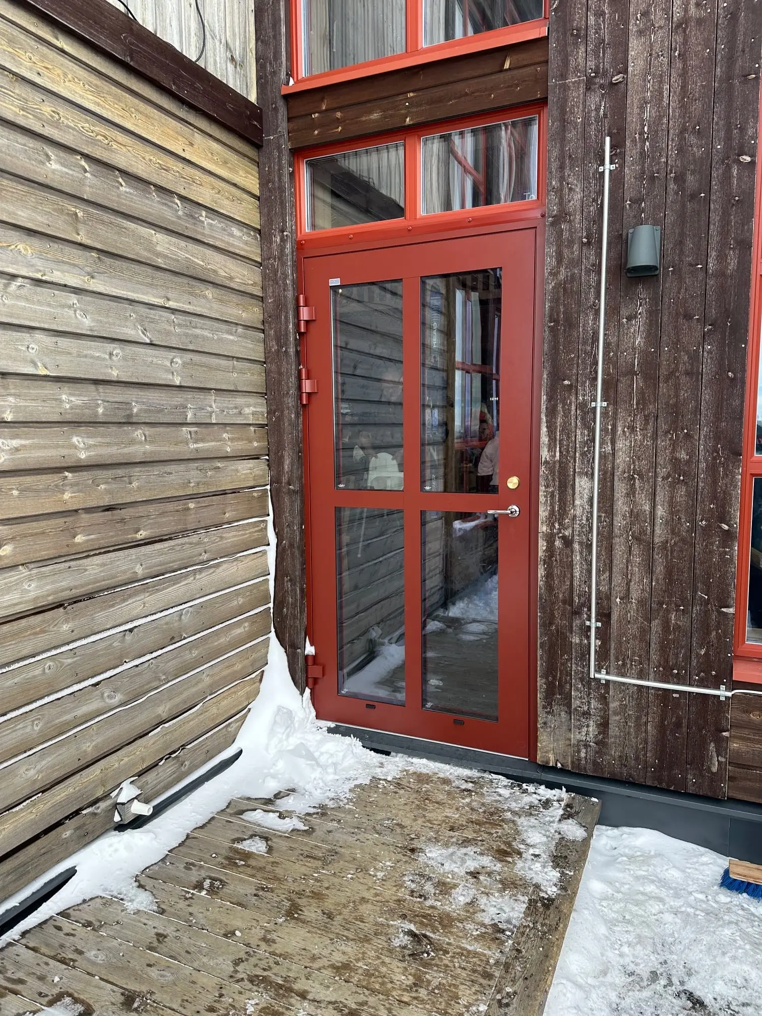 Idre Fjäll – Toppstugan – dörrar